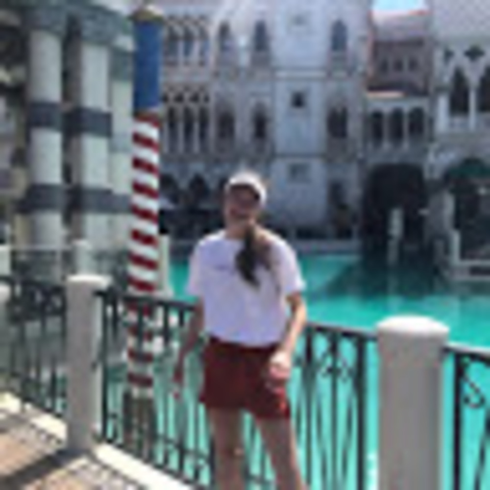 Meet your Posher, Ava